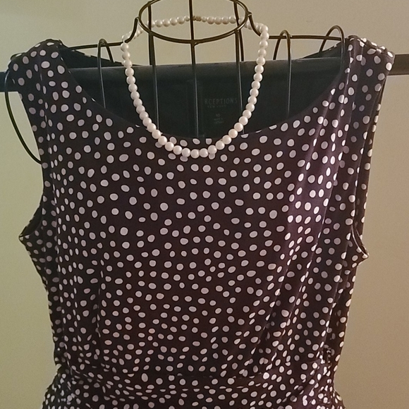 Dress - Picture 2 of 6